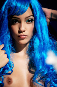 Melanie Rios with  blue hair - 01