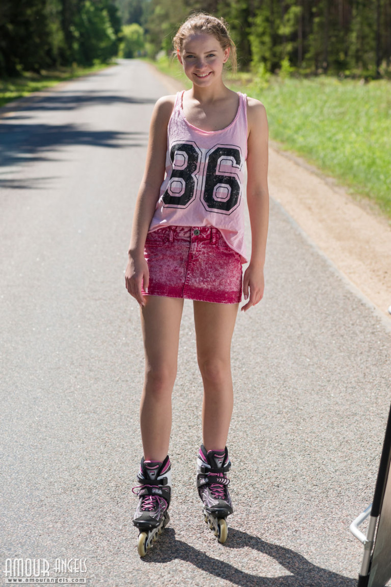 The hottest skater ever - 
