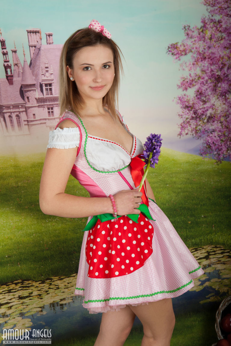 Horny nude girl - 