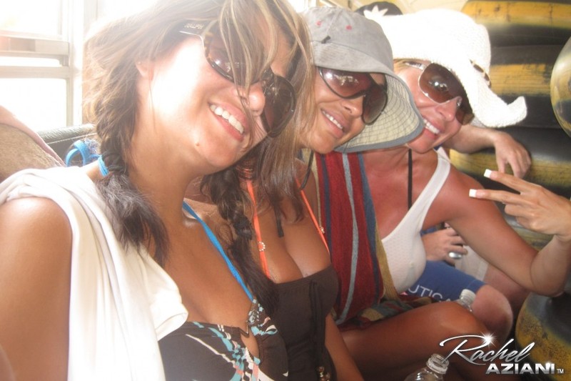 Big boobs bikini babes - 