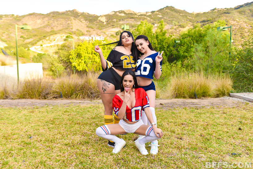 Halftime Hoes - 