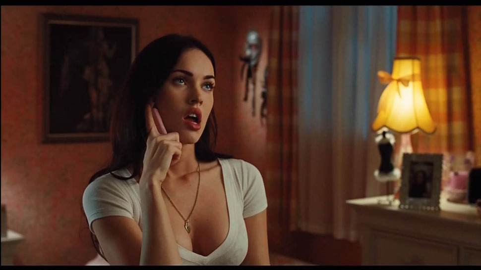 Sexy Celebrity Megan Fox Phoro Series - 