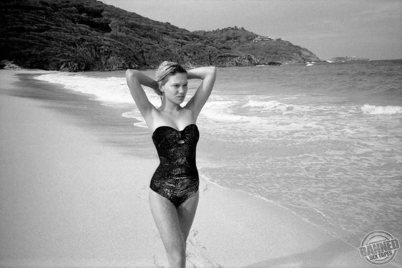 Lea Seydoux Is A Very Hot Model - 