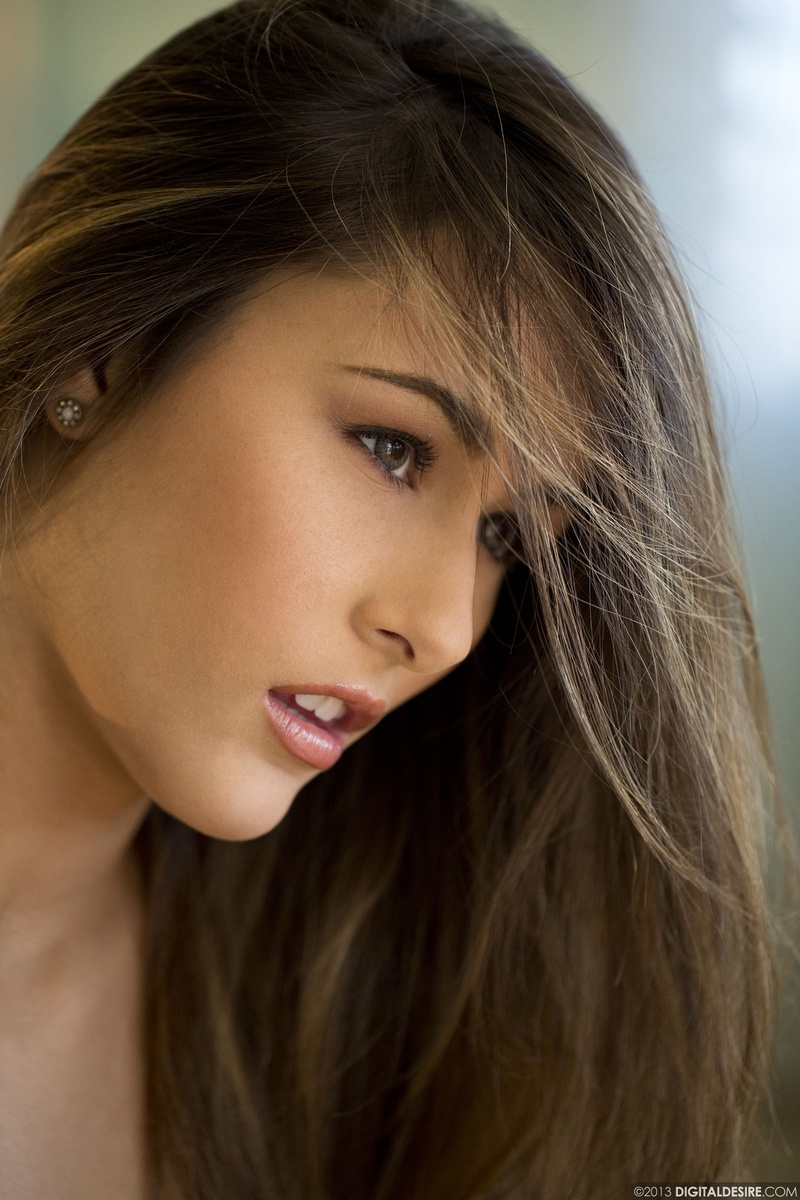 Sexy Bailey Gets Naked - 