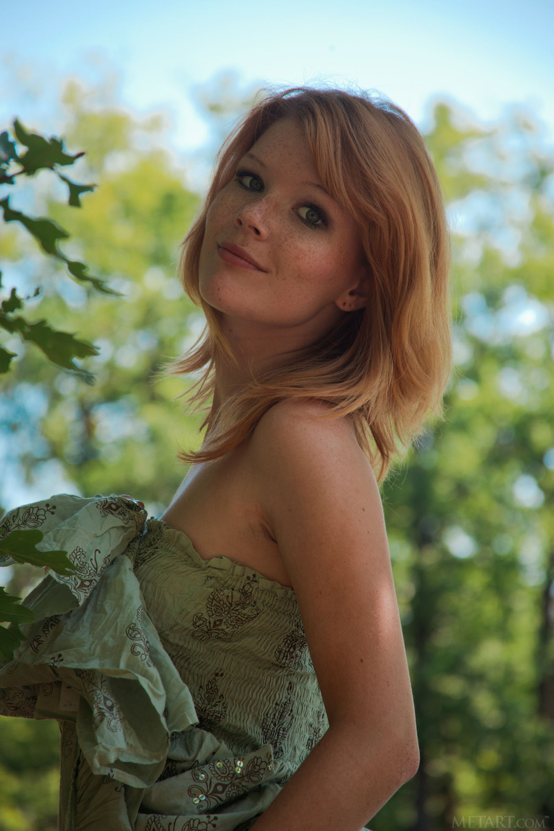 Vivacious redhead Mia Sollis - 