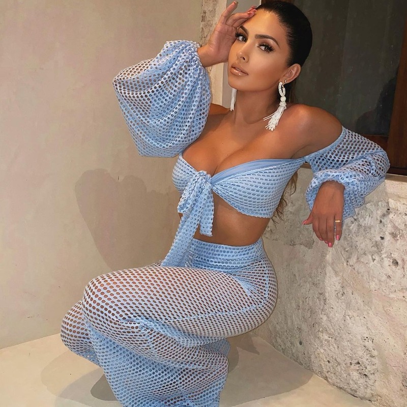 Horny Beauty Laura - 