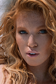 Elizabeth Ostrander Playboy Cybergirl - 00