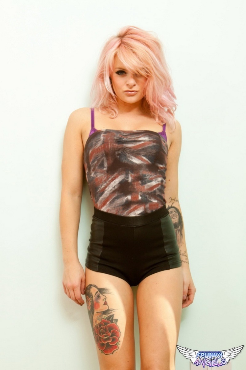 Tattooed Girl Rachael Lauren - 