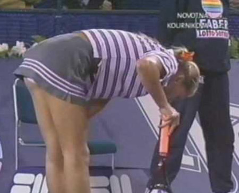 Various pics of the darling of the tennis world Anna Kournikova - 