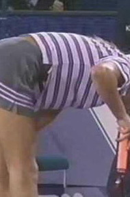 Various pics of the darling of the tennis world Anna Kournikova - 13