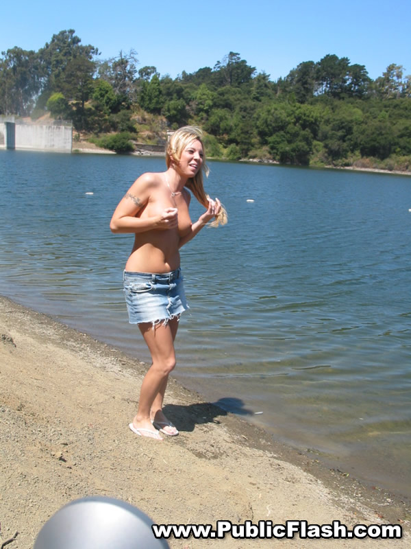 Big breasted blond - 